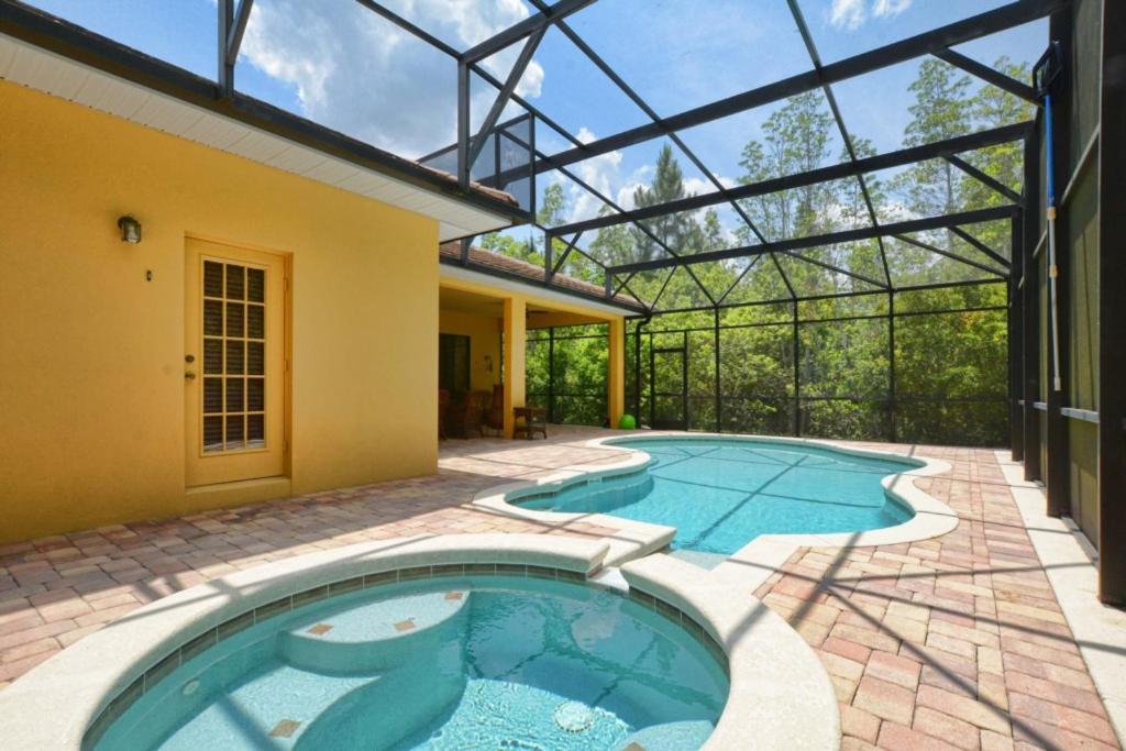Private Oasis With Pool Spa- 3401Clr, Kissimmee