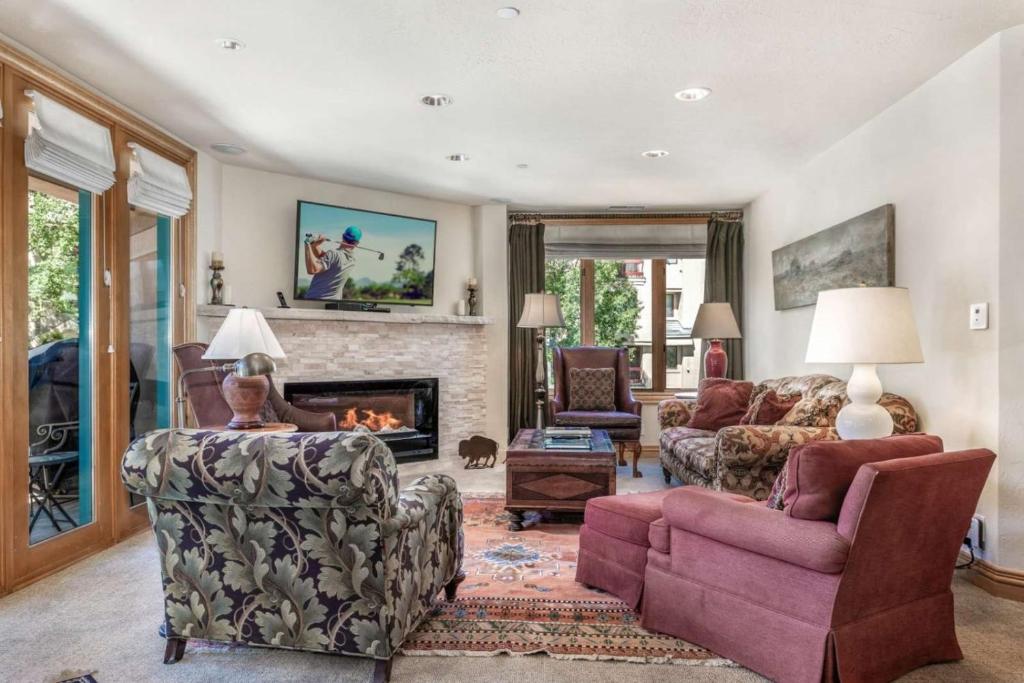 Ski In, Ski Out 3 Bedroom In Beaver Creek Village With Excellent Mountain Views, Beaver Creek