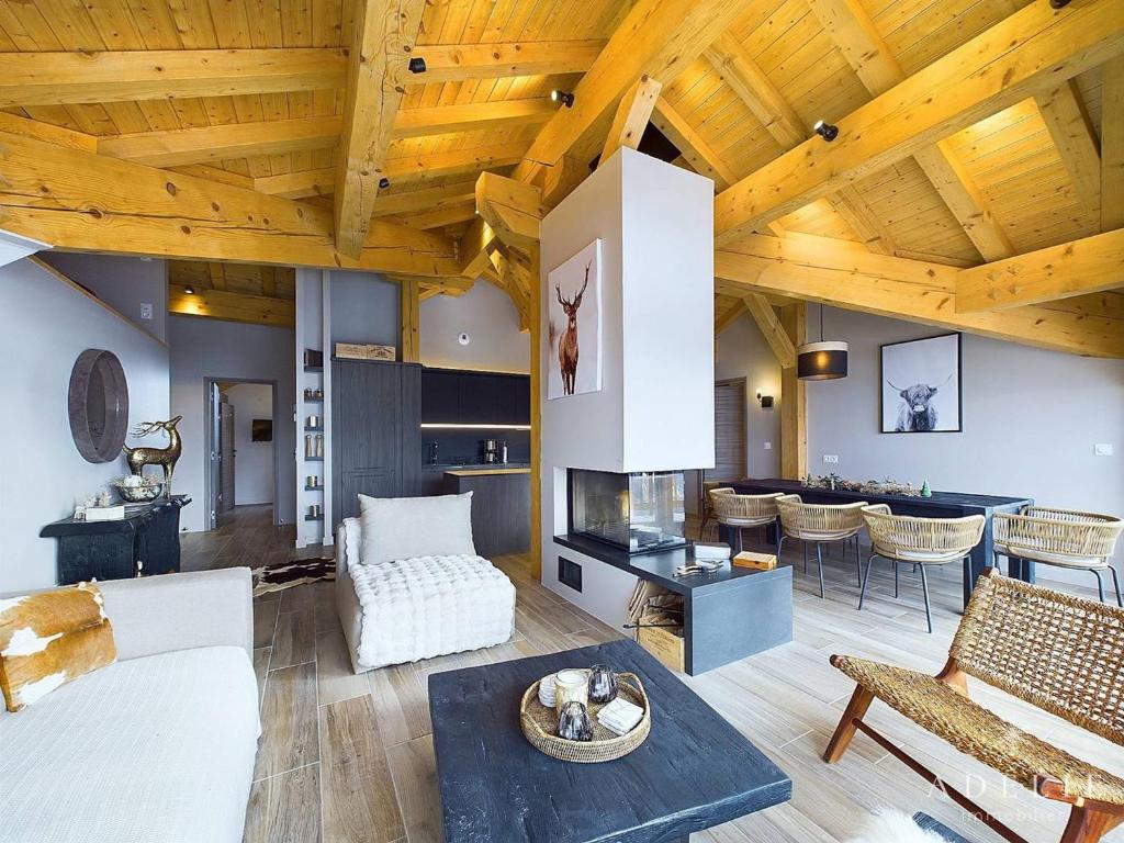 Appartement de luxe 8 pers. avec cheminée, parking, proche pistes et commerces - FR-1-398-683 - 2