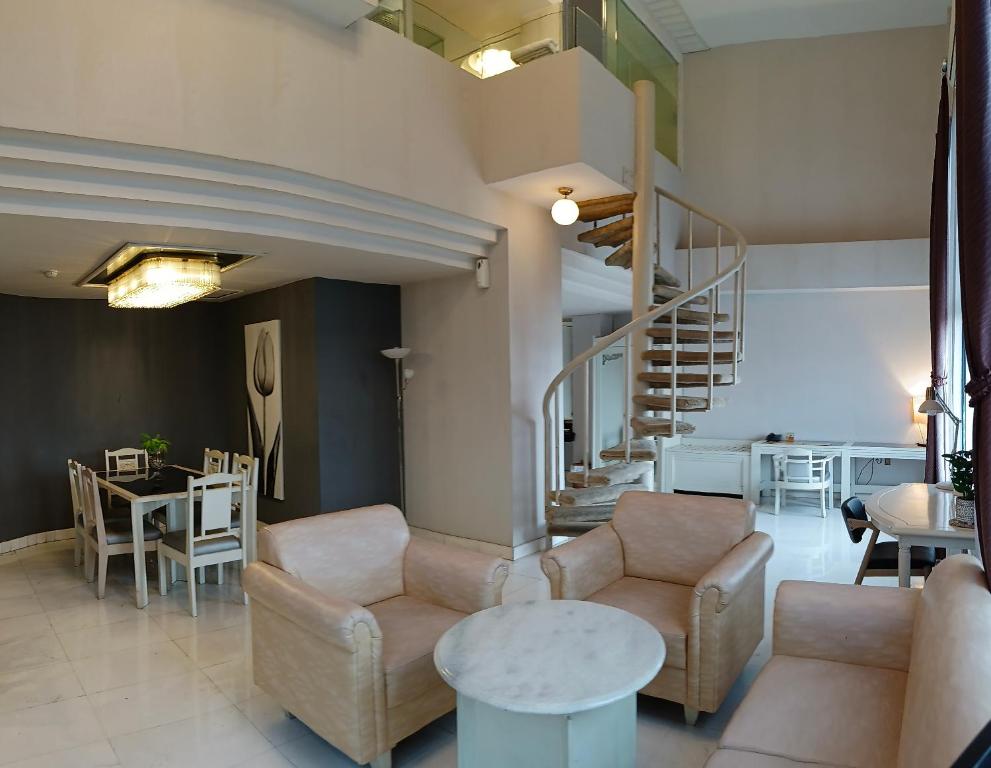 Lux Tychi Hotel Malang