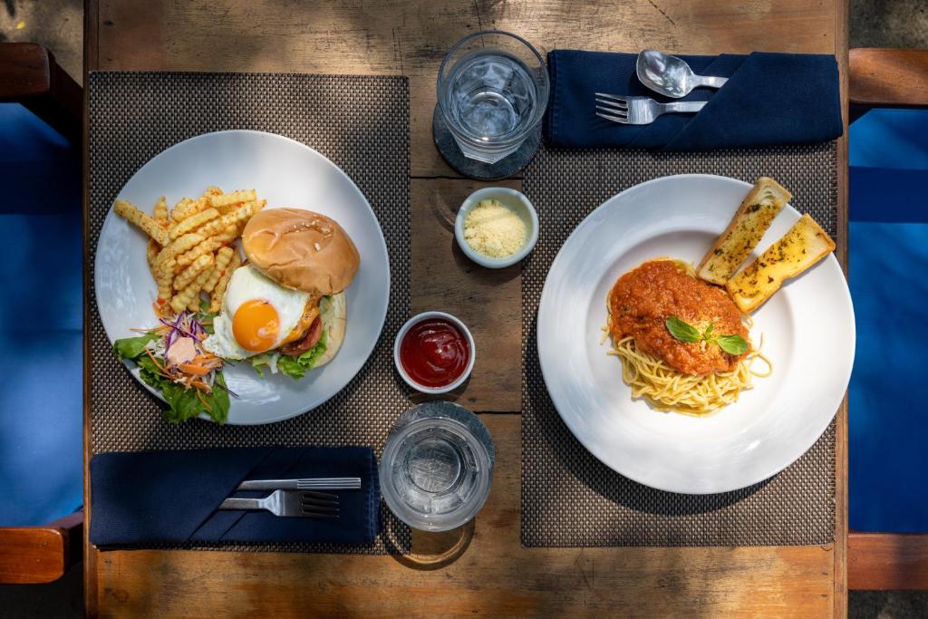 3. 피팔리 부티크 ..