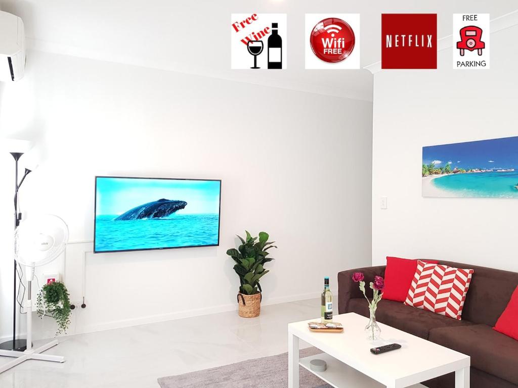 Luxury Cosy apt, close to airport, opposite park, Perth