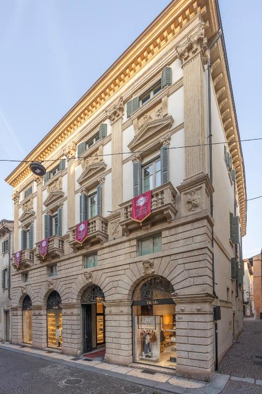 Palazzo Monga Boutique Guesthouse