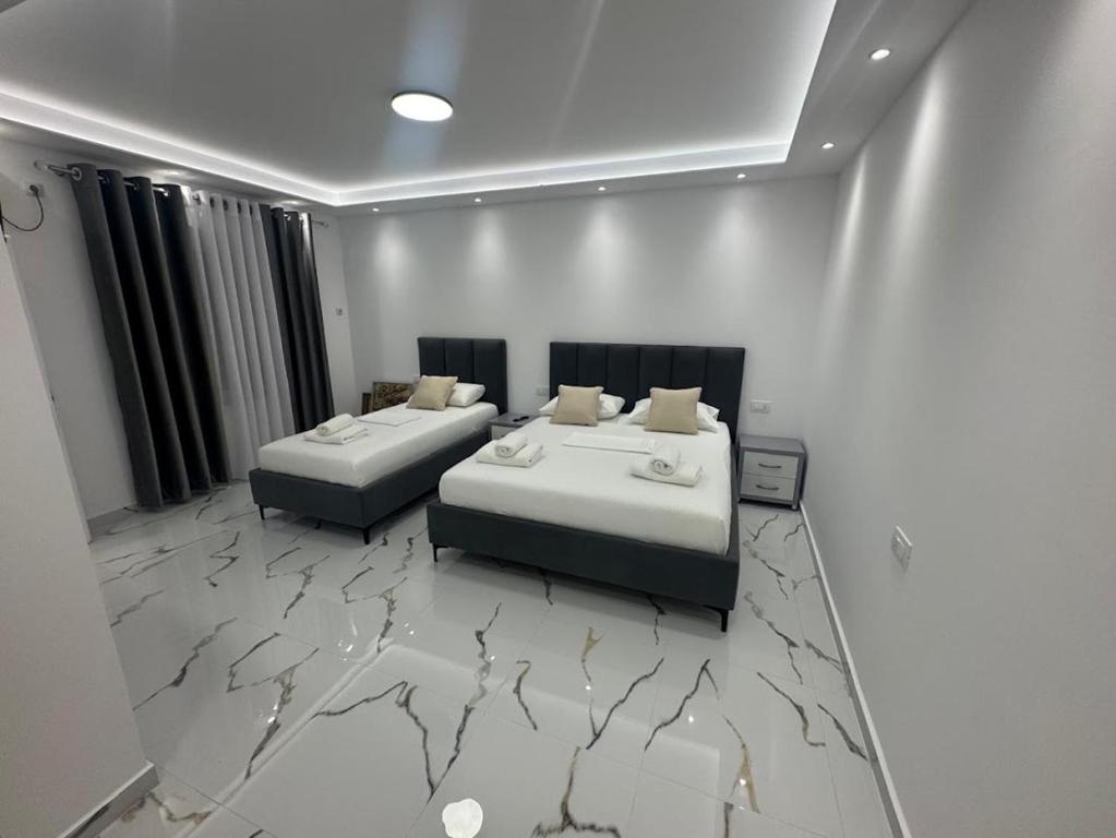 Chrisimos Apartment, Himarë