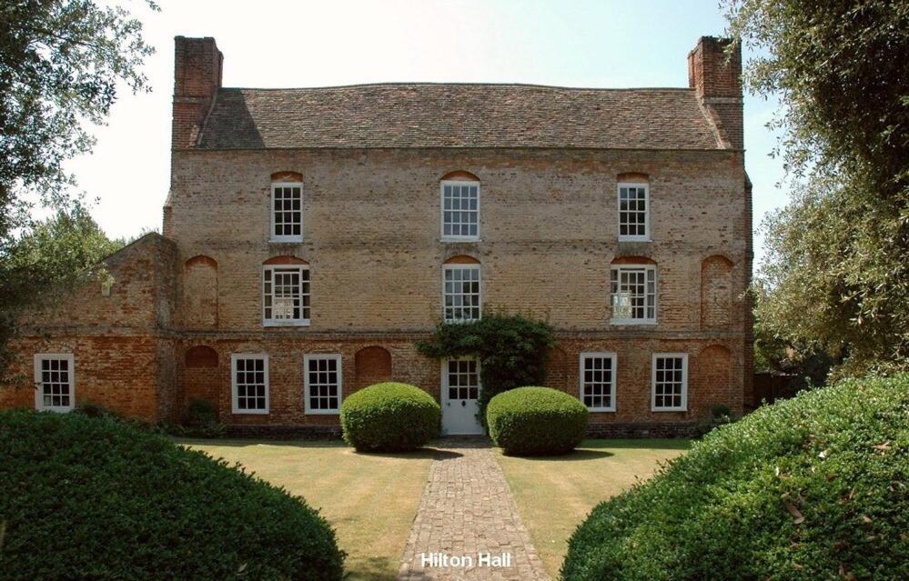 The White Barn near Cambridge photo 3