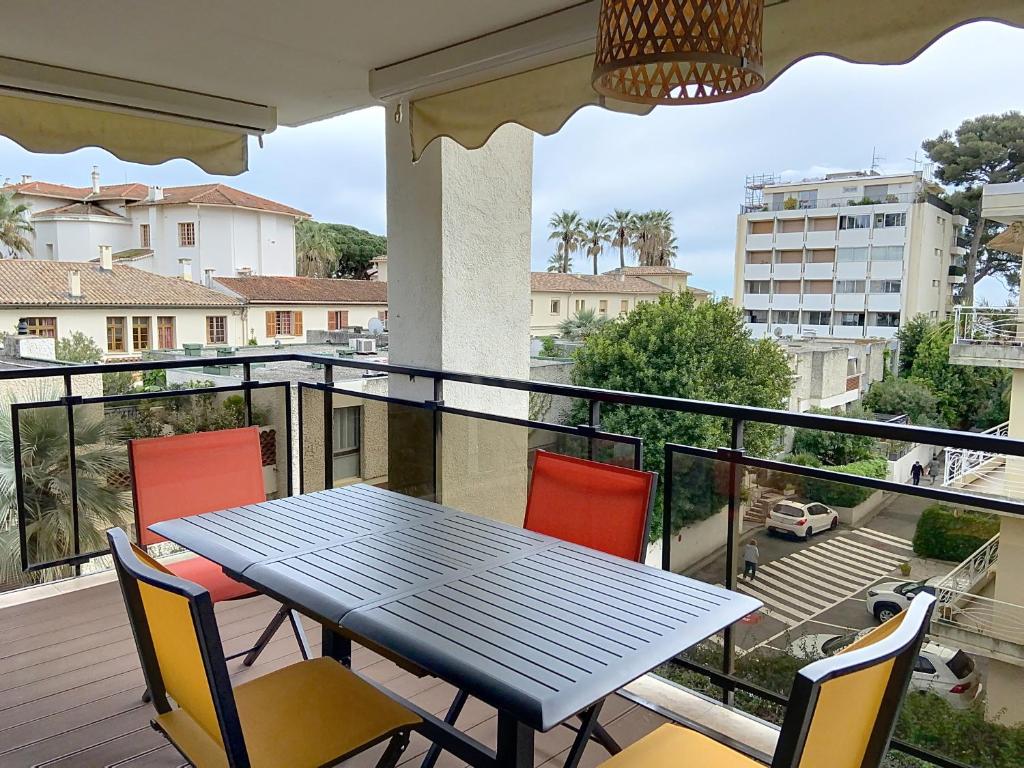 Home Riviera - One-Bedroom Apartment Near Beach - 3