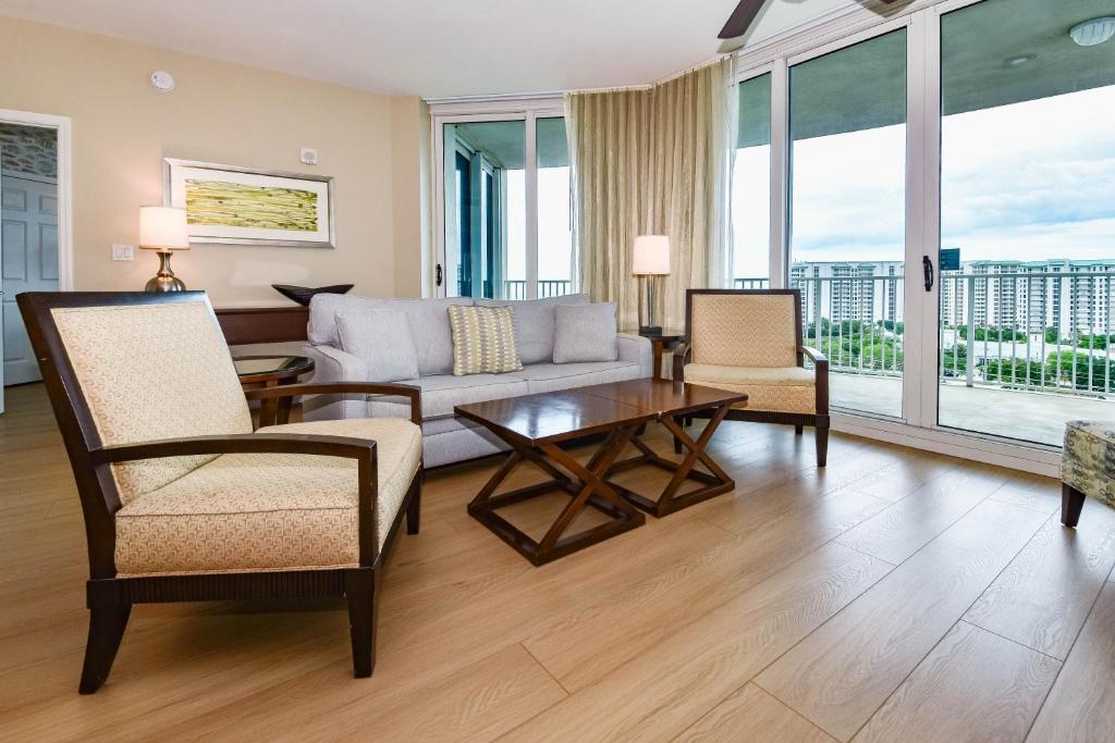 The Palms Of Destin 11017, Destin