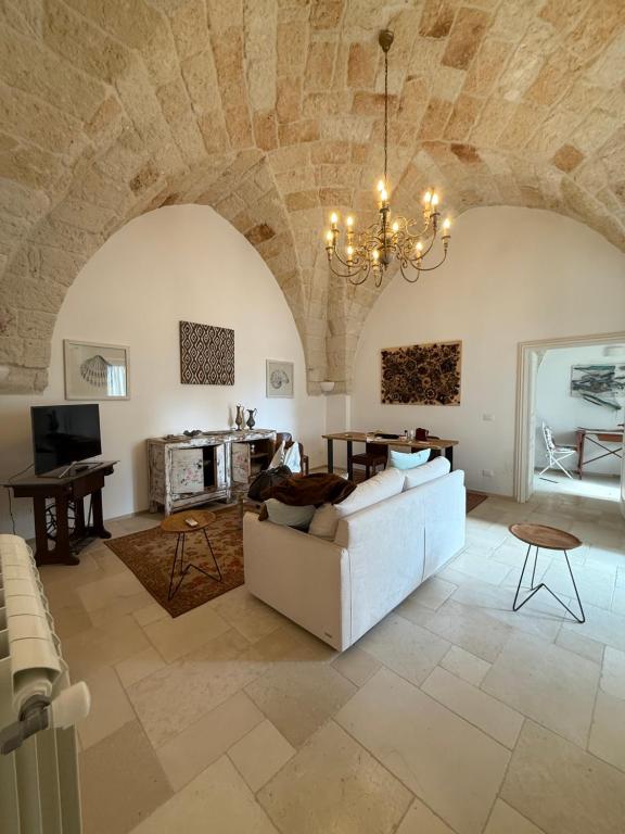 Dimora Orsini del Balzo - 1
