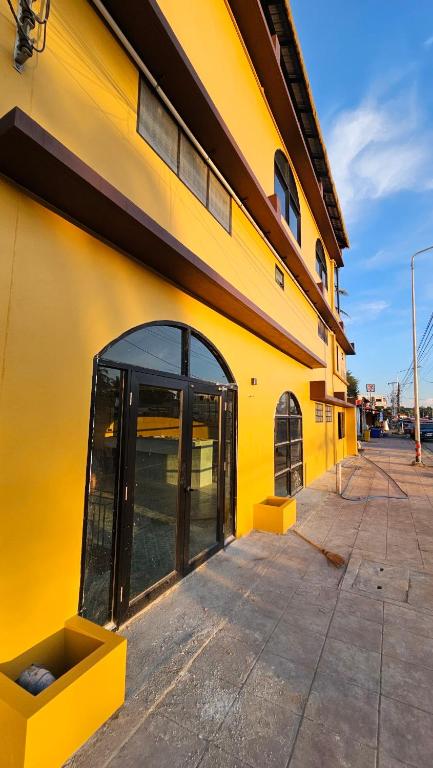 Phoenix Room, Ban Tha Samet (1)