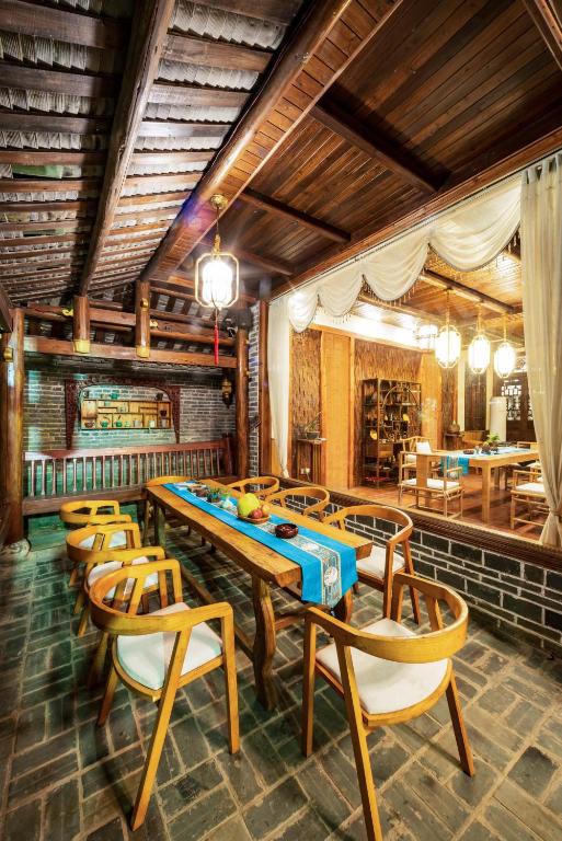 ヤンシュオゥ シーニック マウンテン リトリート (Yangshuo Scenic Mountain Retreat) 館内設備