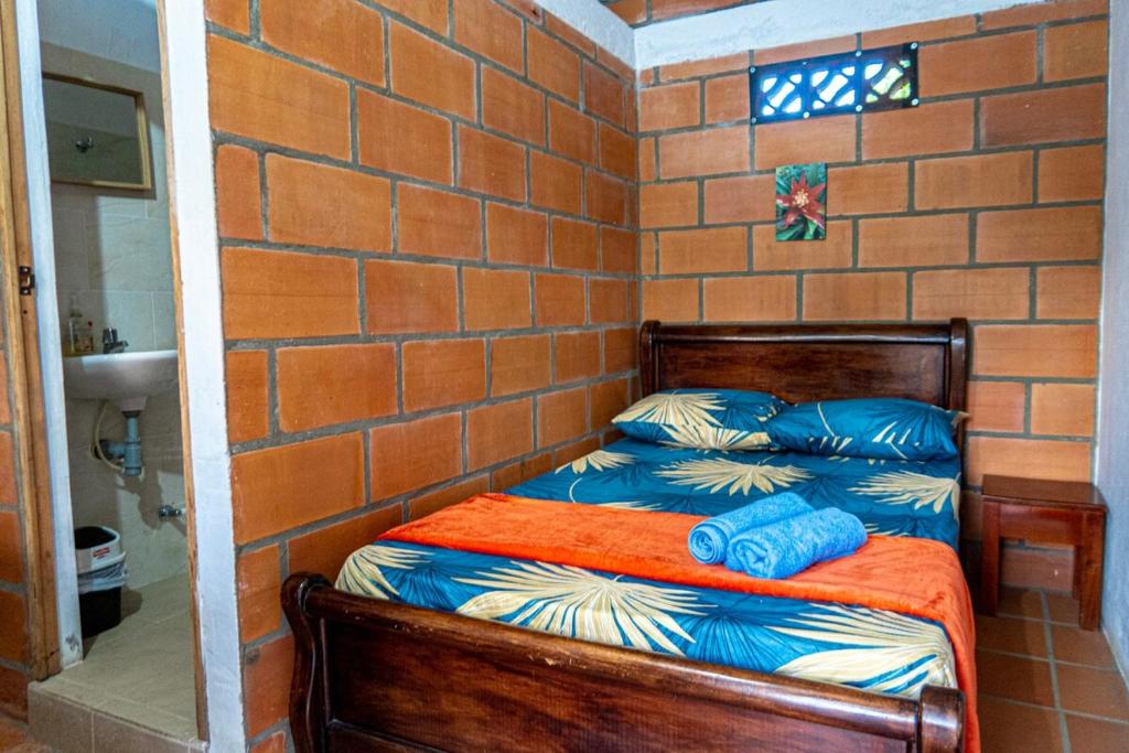 Habitación para 2 con acceso al rio wifi baño privado San Rafael Antioquia - 1