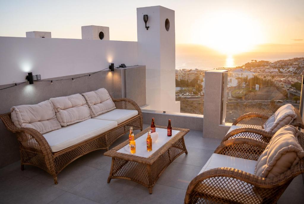 Costa Adeje Sunset Ocean City Mountain View 15 By-Tenerife365 - 2