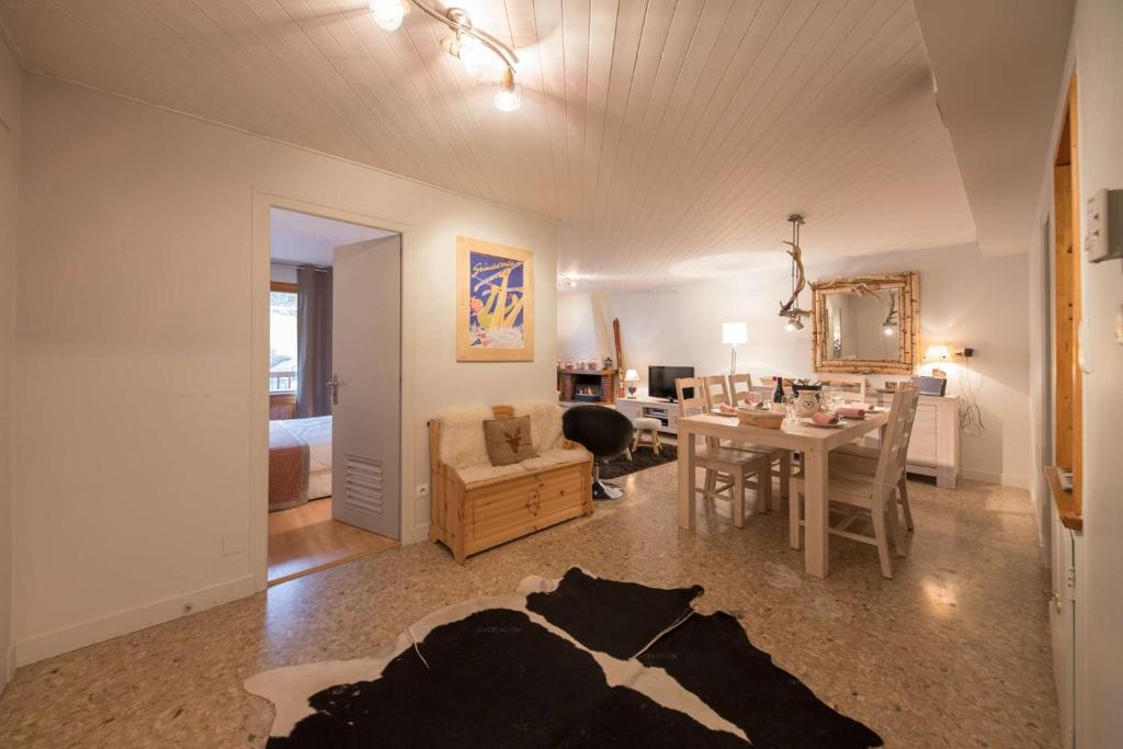 Savoielac - La Clusaz - Pied des pistes : Appartement Primevères - 3