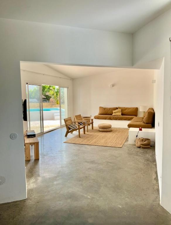 Casa 70 - Surfboard included, Aljezur