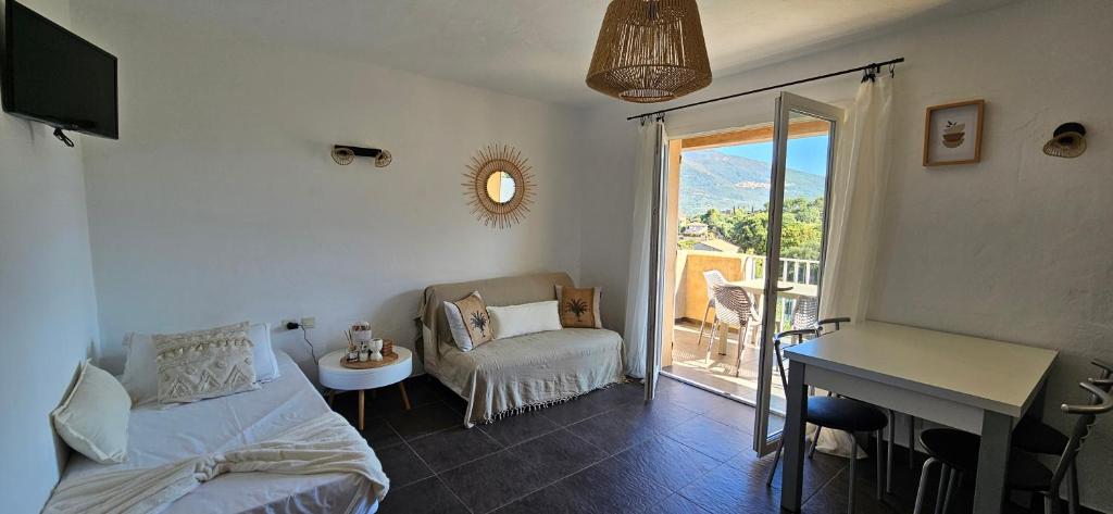 T2 Résidence Dolce & Vita C5 vue mer et piscine, Propriano