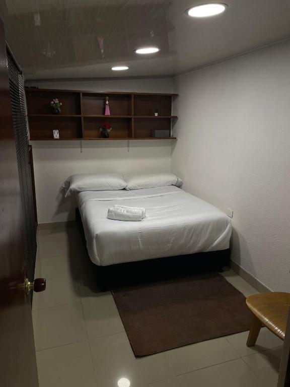 Aparta estudio cerca al aeropuerto - 3