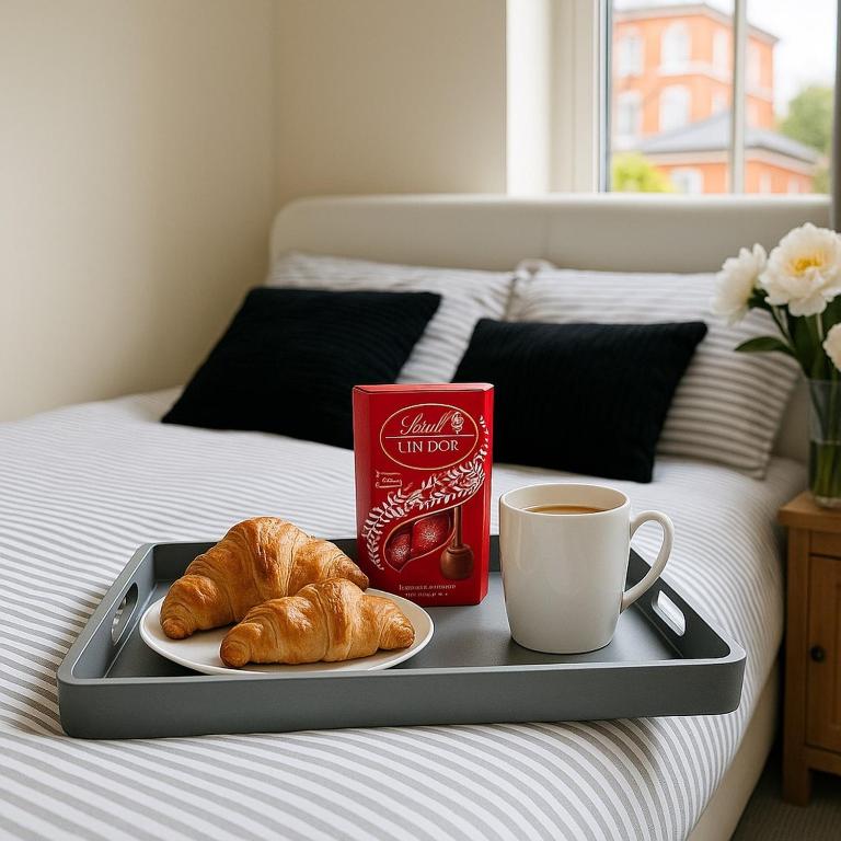 Comfy 2BR Flat - Free Parking - Near City Centre, Edinburgh