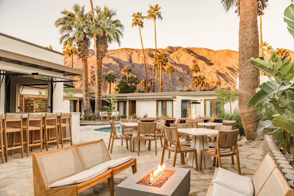 Terra Palm Springs, Palm Springs