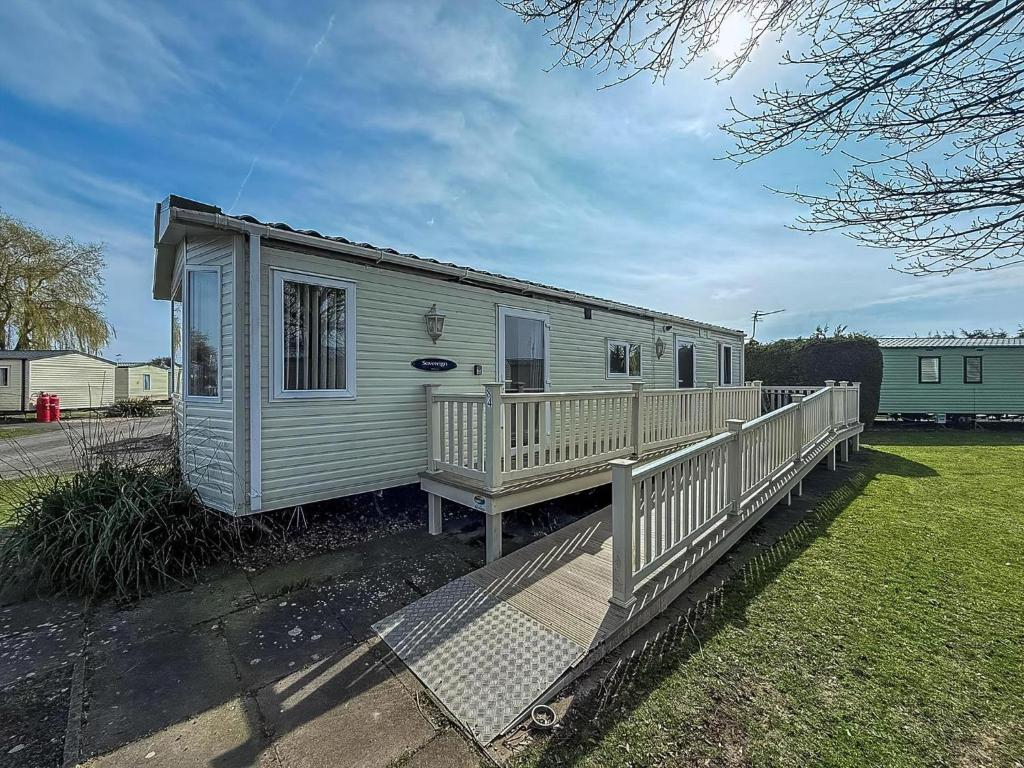 6 Berth, Wheelchair Adapted Caravan At Southview Holiday Park Ref 33084S, Skegness
