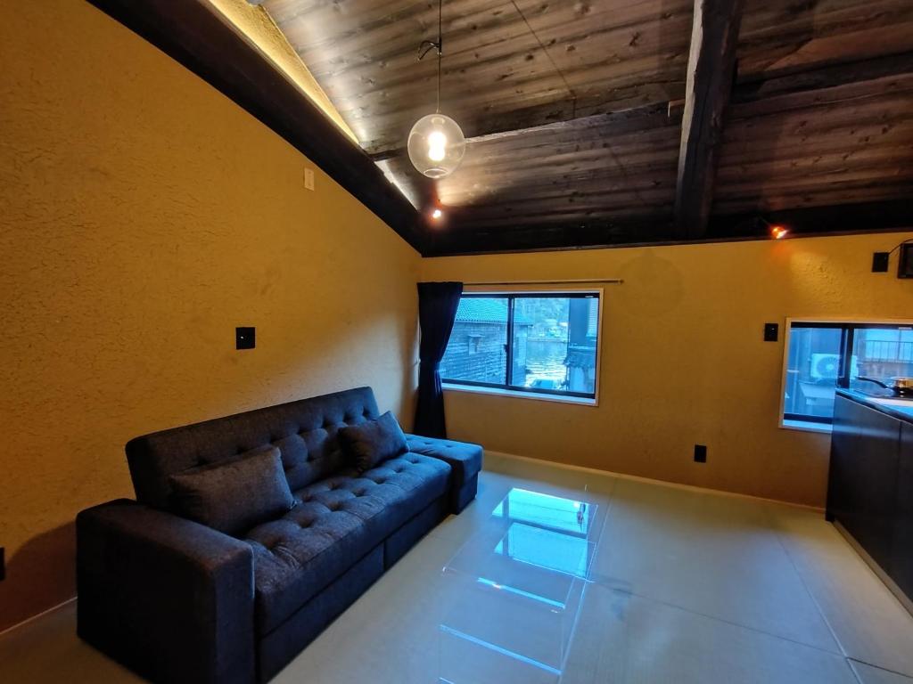 伊根 平田 千歳Chitose, Kameshima