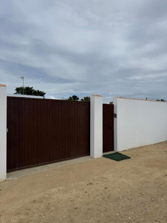 Apartamento con piscina y jardín - 2