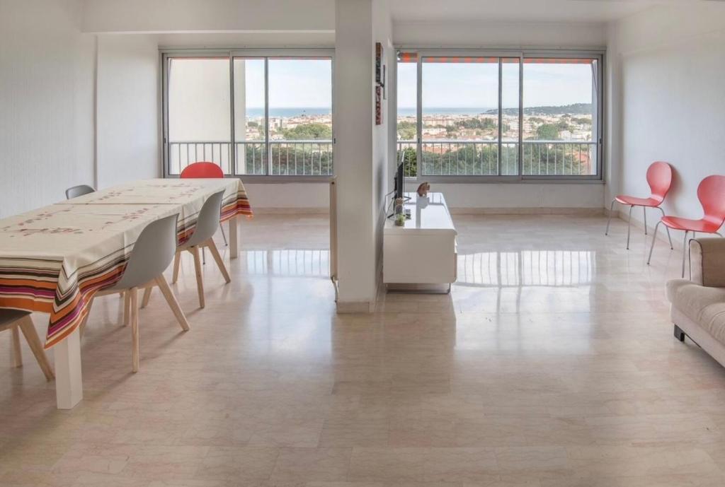 Beautiful apartment 82m2, WiFi, Air conditioning, sea view & pool & tennis - 2