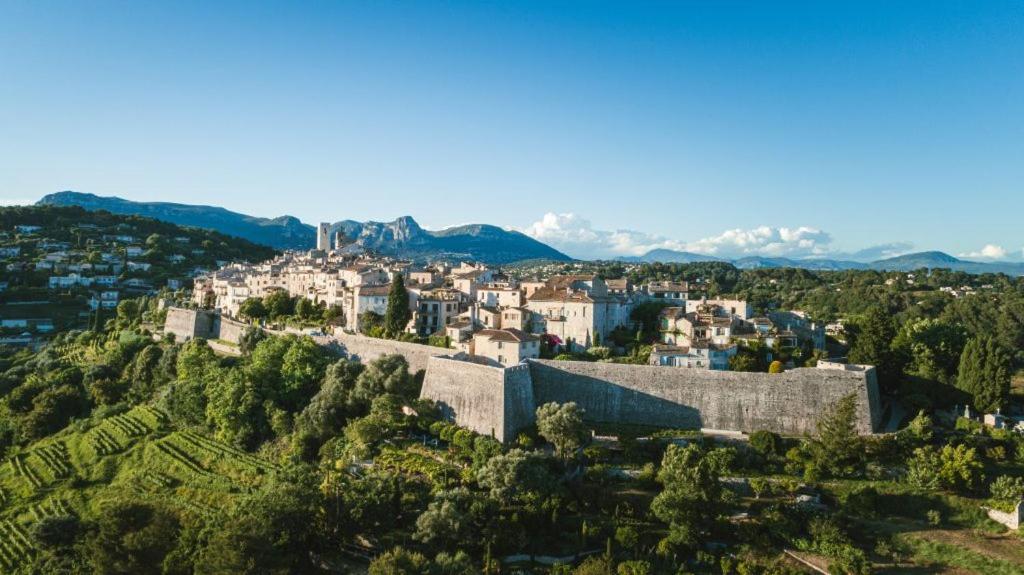 Les Fontaines Saint-Paul-de-Vence Free Parking - 3