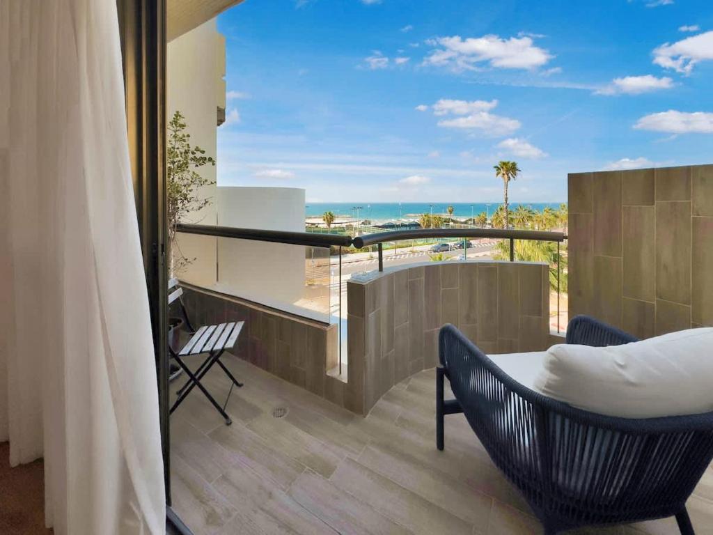 Beachfront Heights Duplex, Herzliya B