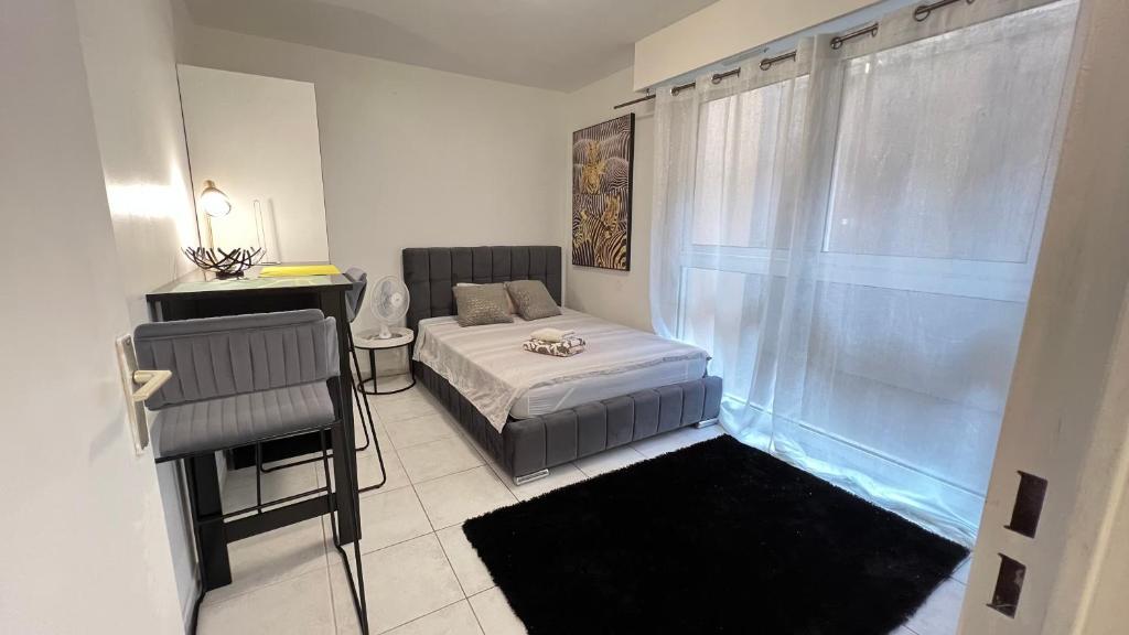 Small studio just few steps to Monaco, Beausoleil