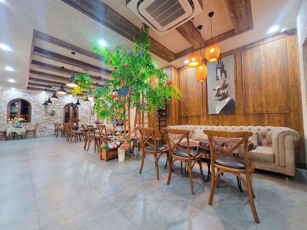 Juliet Boutique Hotel – Sunset Town