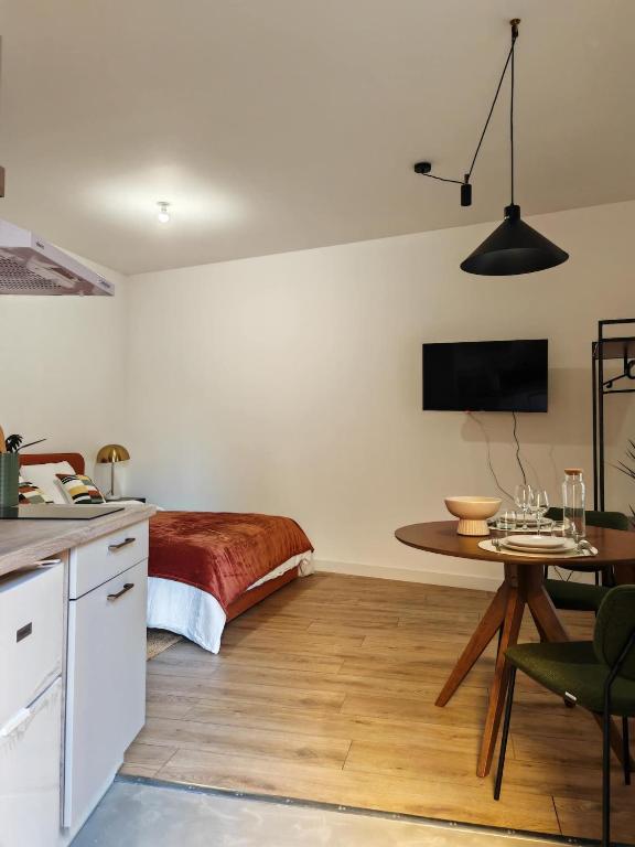 La Roquette Appartement Josélito, Studio Biou - 5