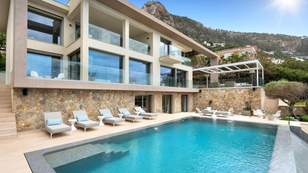 Stylish Hideaway on Mallorca Coast, Andraitx