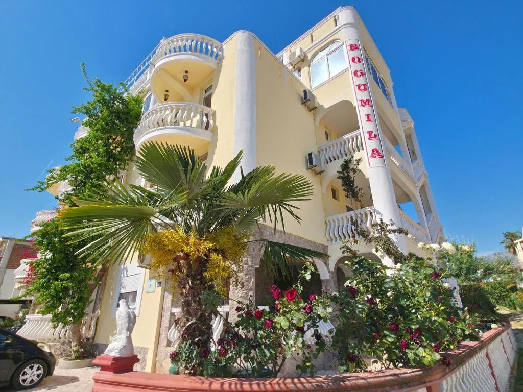 BOGUMILA, hotel in Bar