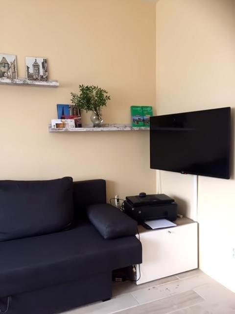 Superb studio with free parking on site - 5