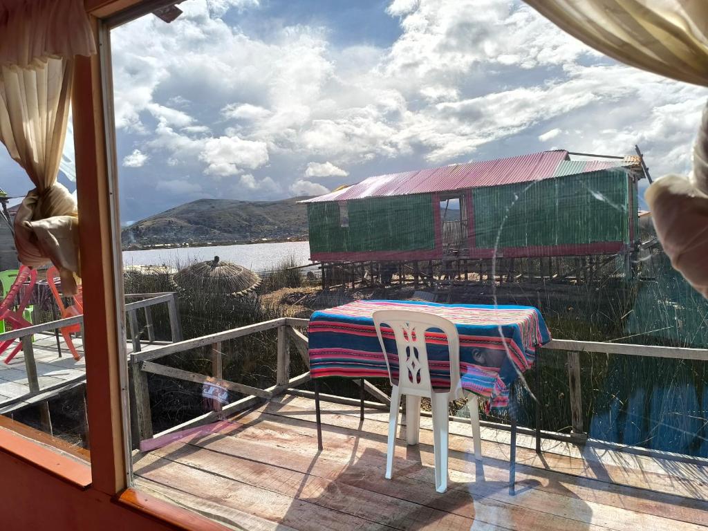 Uros Casa de Yolanda - 2