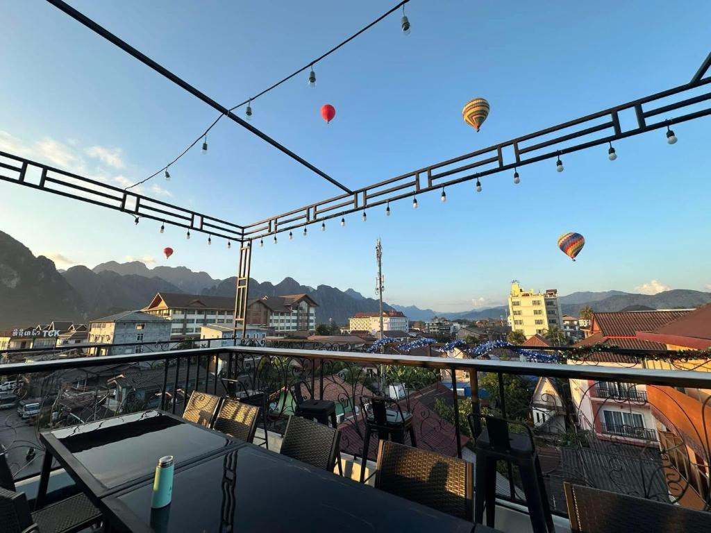 Champa Riverside Hotel, Vang Vieng