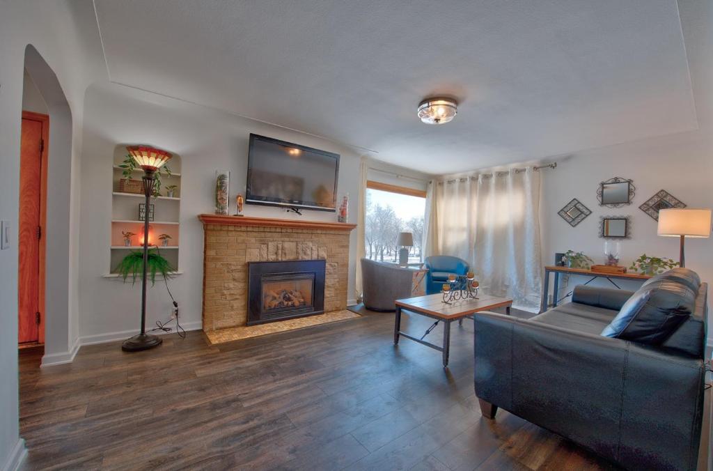 The Nokomis Family Nest, Minneapolis