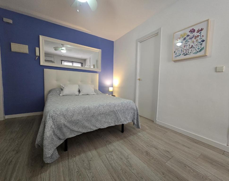 ESTUDIO en TORREMOLINOS, PLAZA DE ANDALUCIA - 2