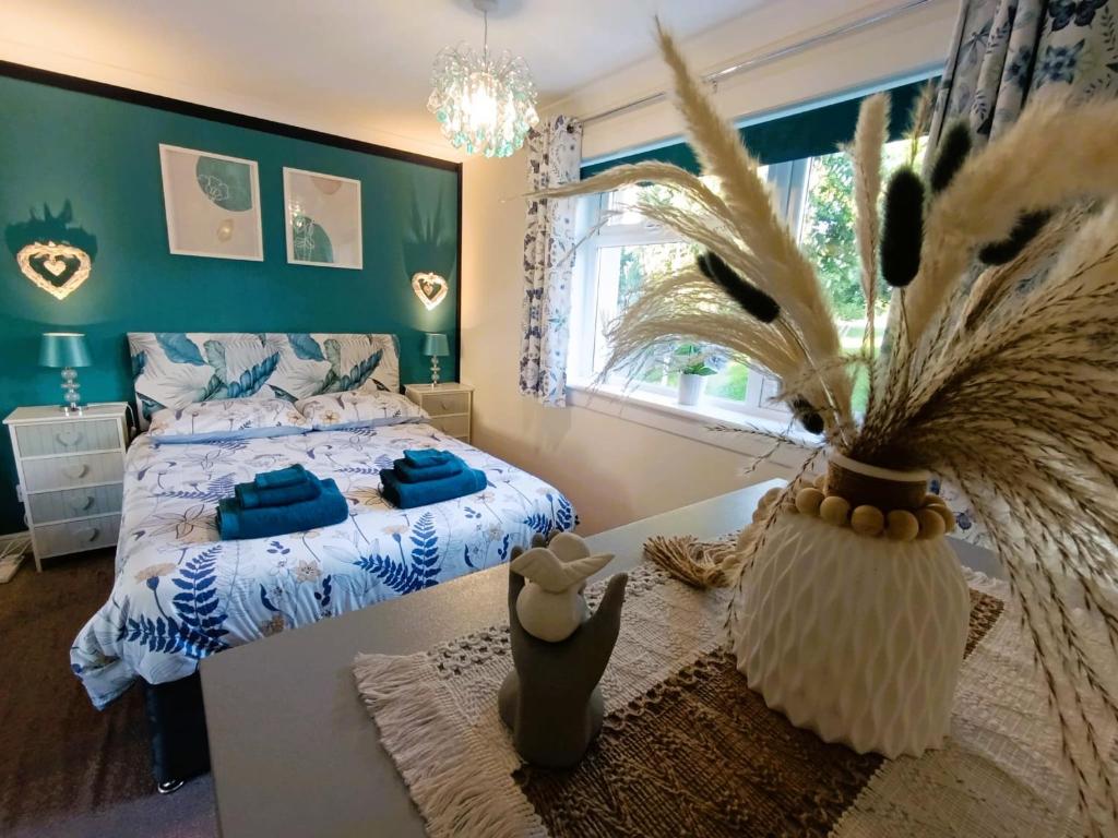 Double Room in Riverside Apartment - C, Glasgow