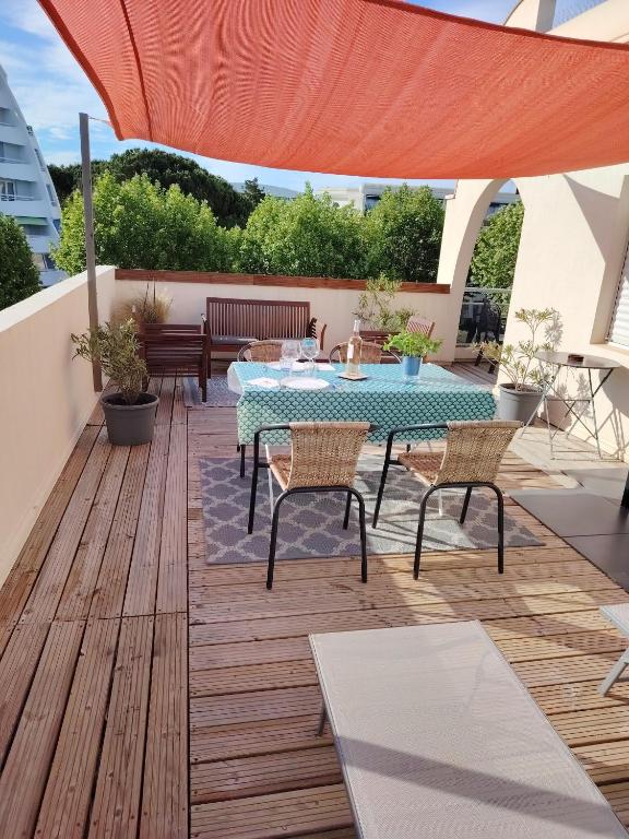 Appartement avec garage et grande terrasse , proximité des plages - 4