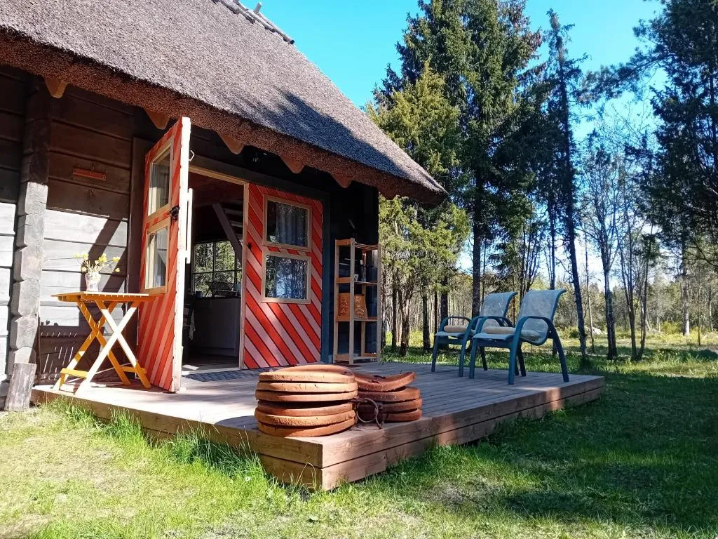 Merevaatega puhkemaja Pädaste lahe ääres, hotel v destinaci Pädaste