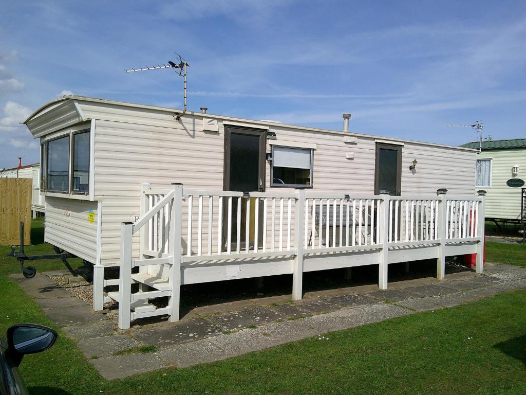 Promenade Resort 6 Berth Access to the beach, Ingoldmells