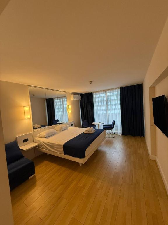 Room number 1803, Batumi