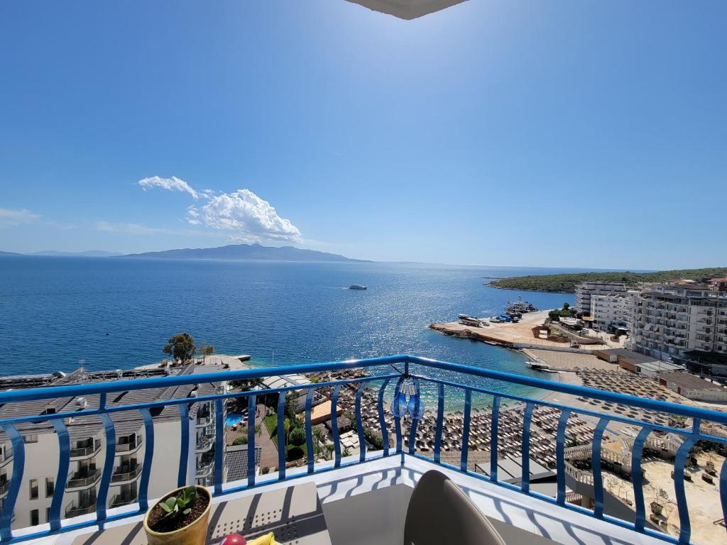 Golden Rays Suites, Sarandë