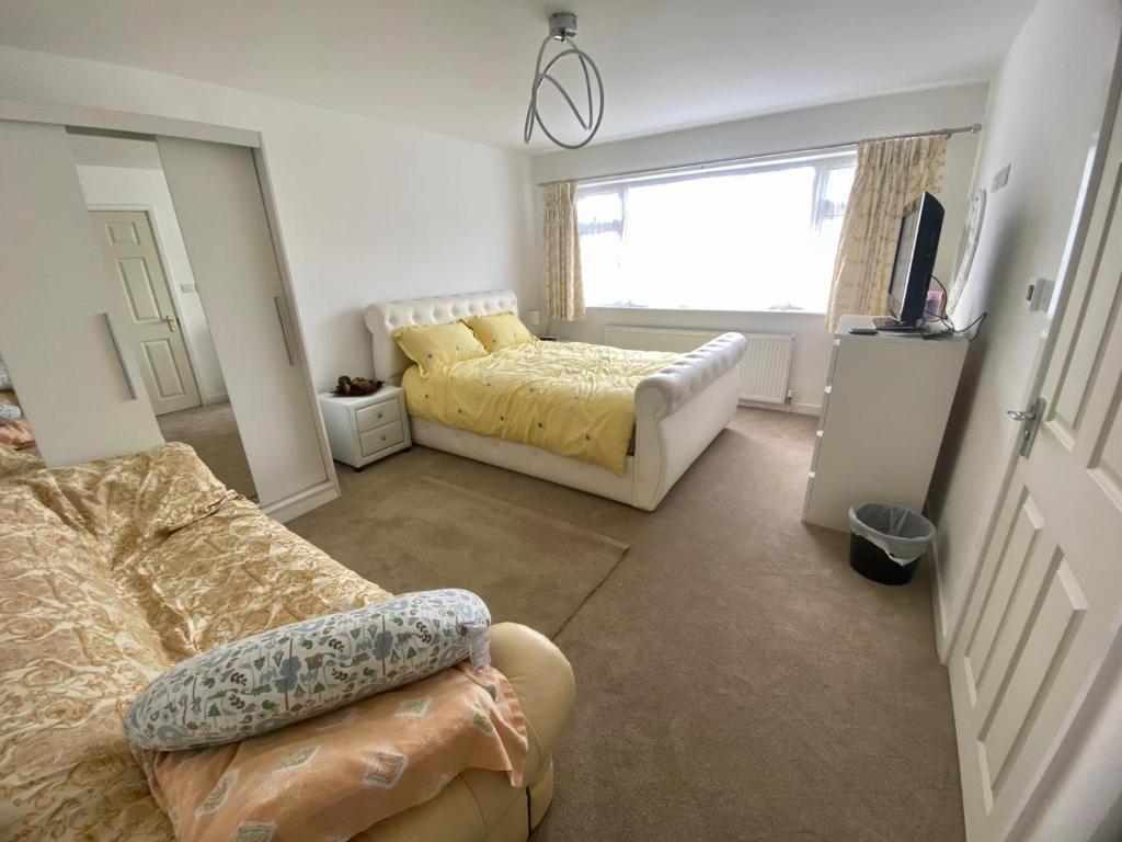 Raj Rentals Ensuite, Birmingham