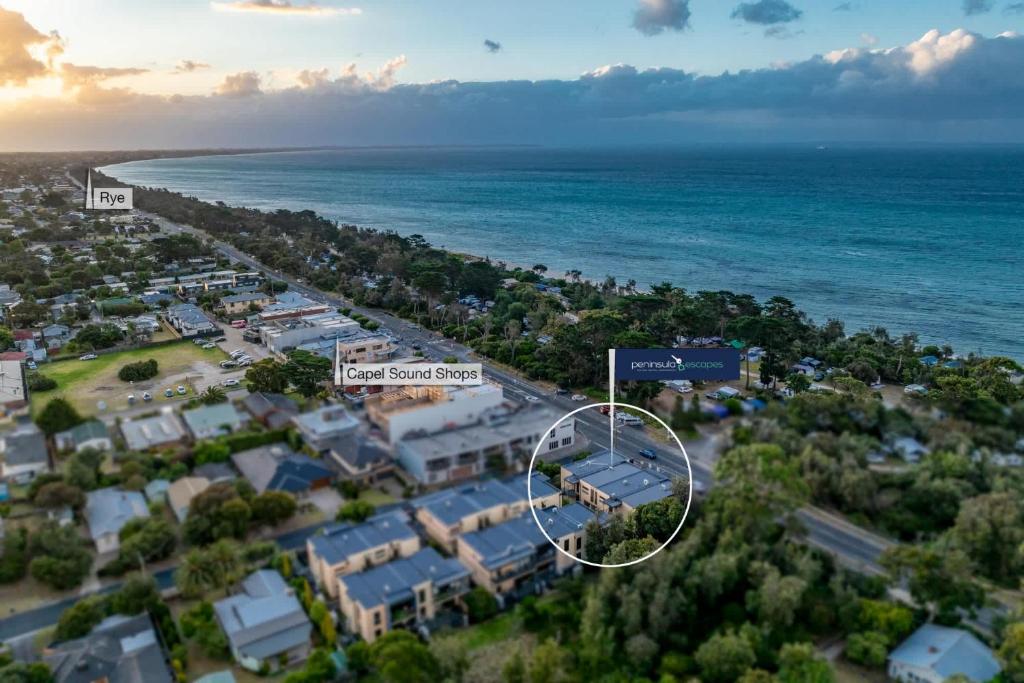 Sound Waves, Capel Sound