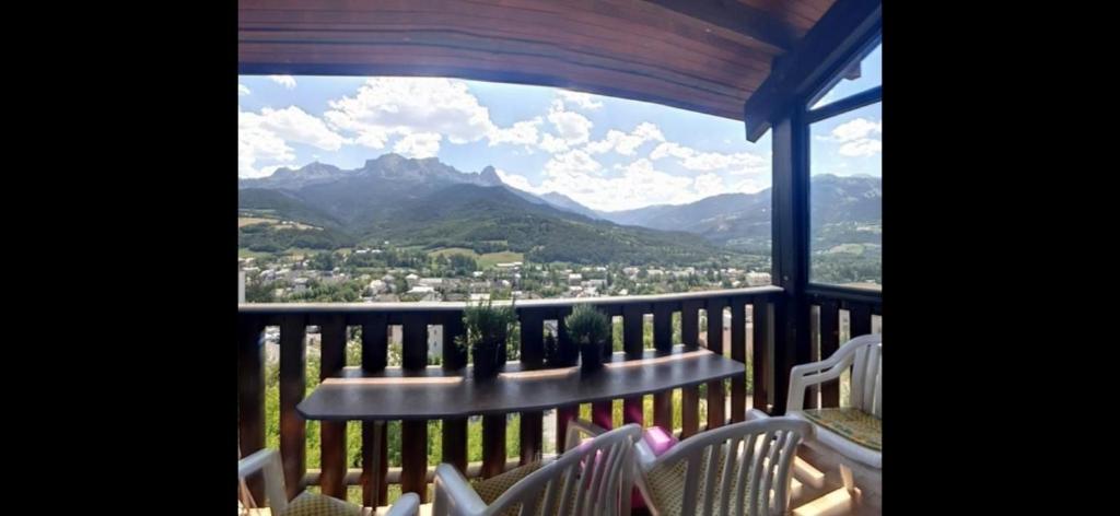 Appartement chaleureux., Barcelonnette