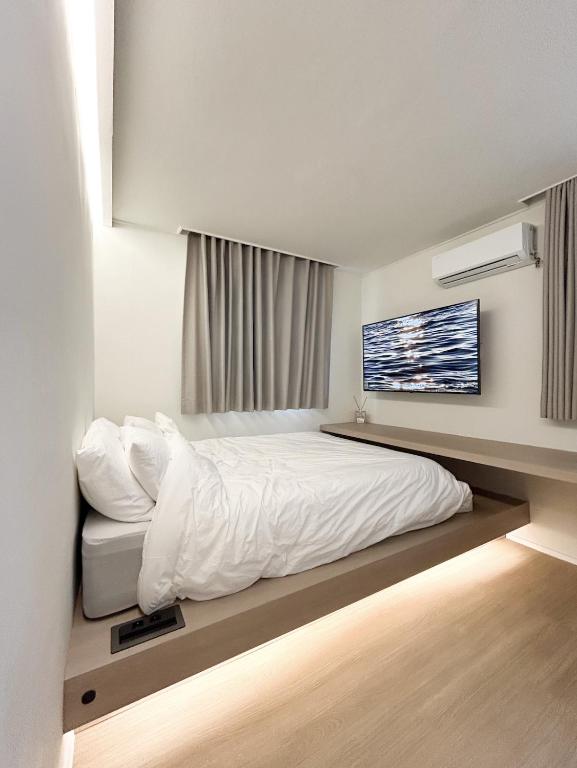 OFF STAY, Stay in Seoul – 10m from Airport, 8m to Subway