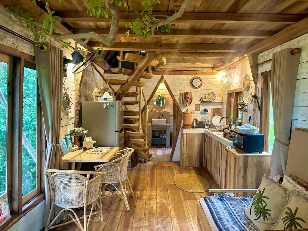 The Tree House, Arugam Bay