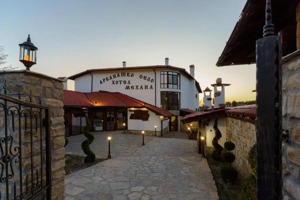 Хотел Арбанашко село, hotel a Arbanasi